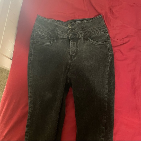 Black Skinny Jeans - Picture 3 of 4